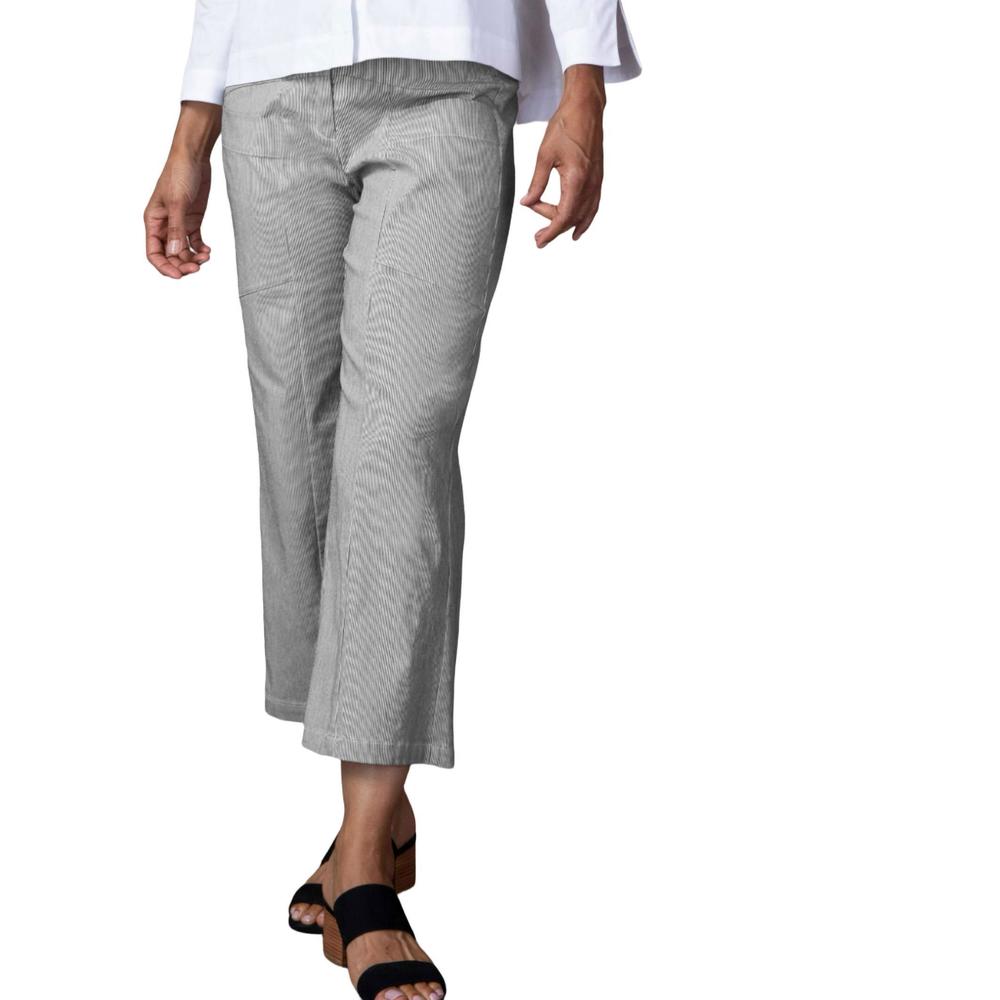 Nwt habitat micro stripe city capri pant in black/stripe